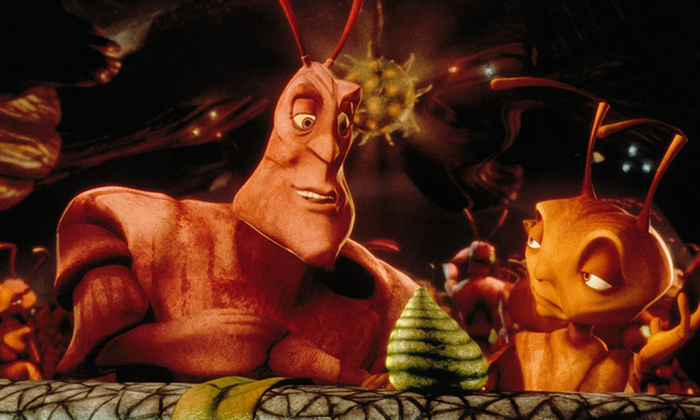 Weaver (Sylvester Stallone) and Z (Woody Allen) have a drink in Antz (1998)
