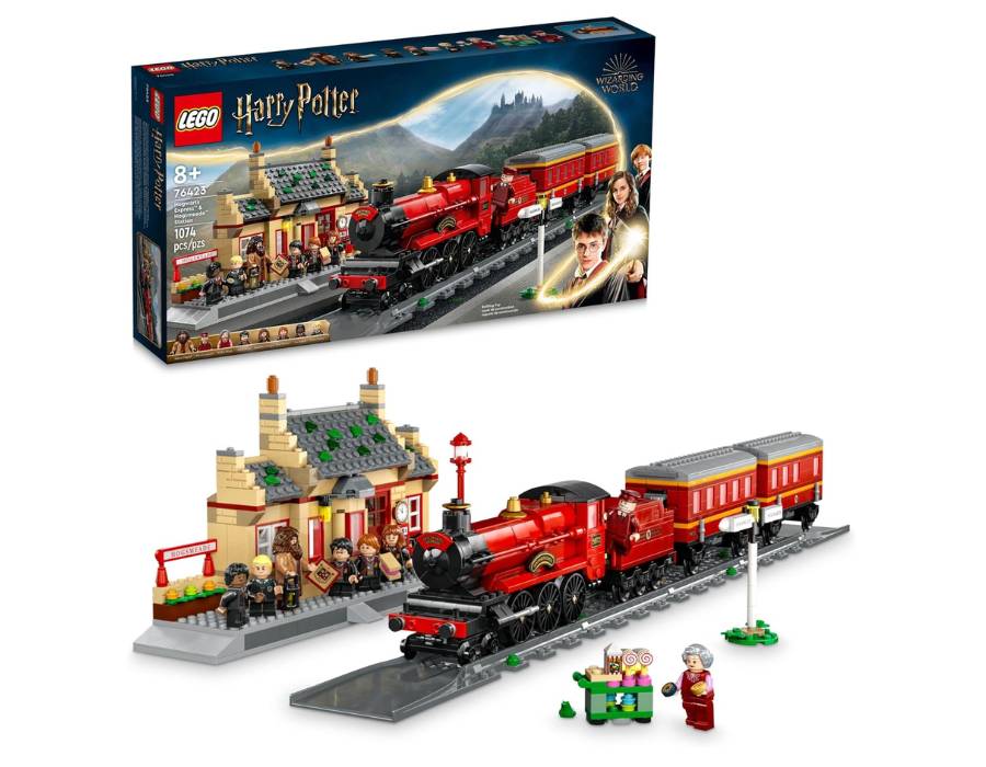 Harry Potter Hogwarts Express and Hogsmeade Station LEGO Set